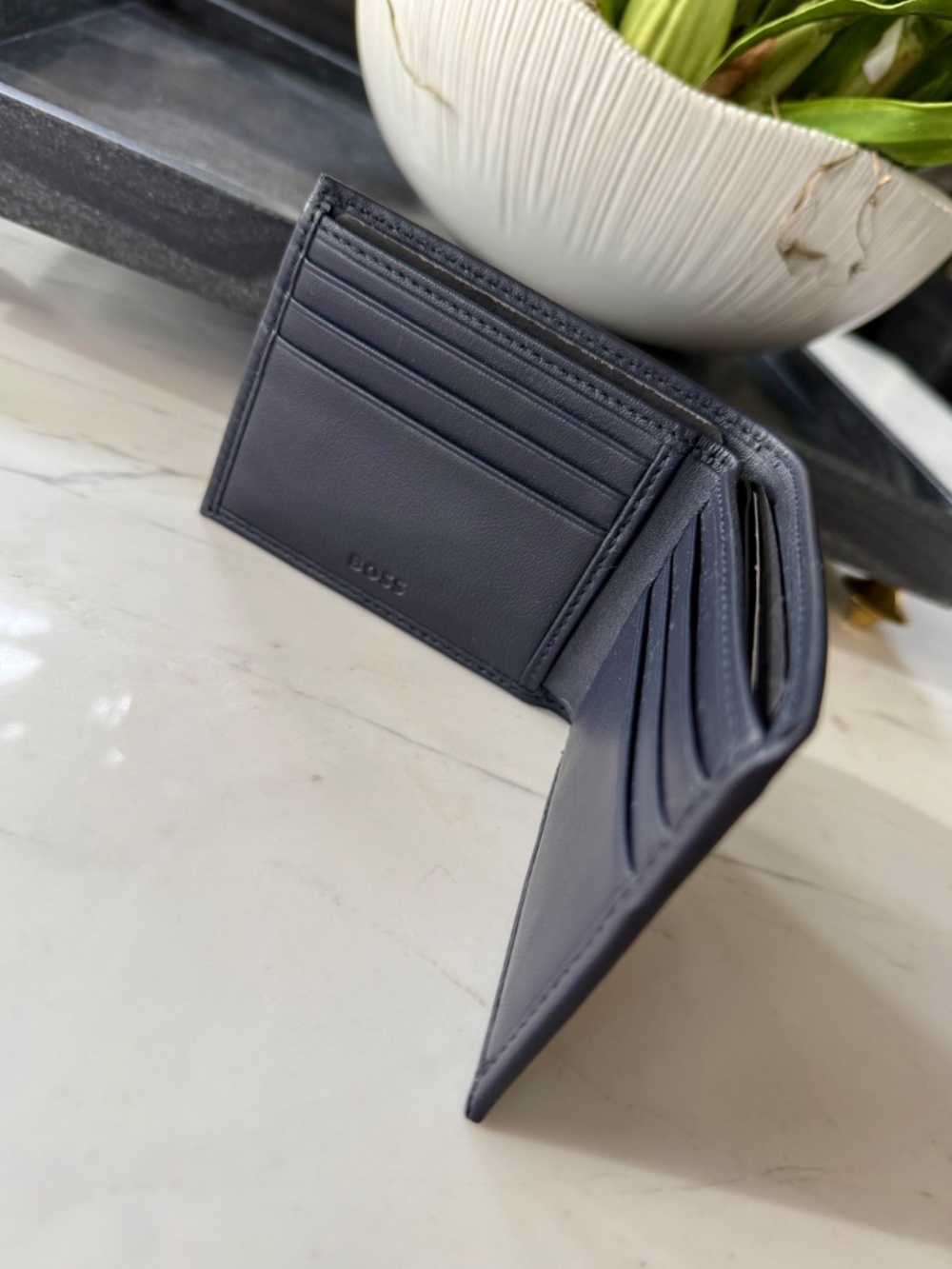 New Hugo Boss Laslo Leather Bifold Wallet - Picture 4 of 12